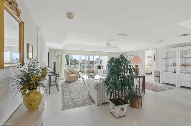 278 Winners CIR # 2672, Naples, FL 34112