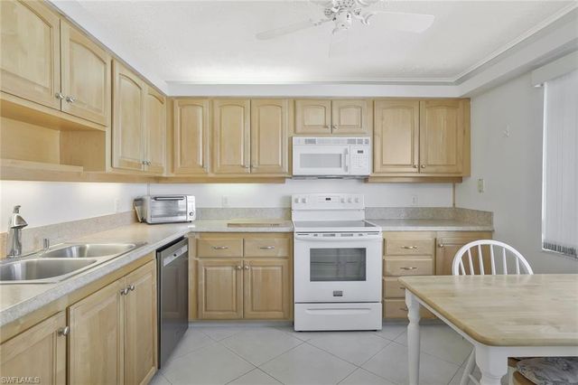 278 Winners CIR # 2672, Naples, FL 34112