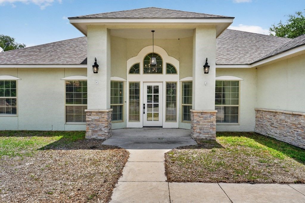 405 Cascades, Rockport, TX 78382 — photo 4