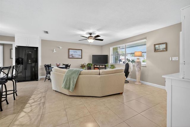 2324 GREEN STREET, South Daytona, FL 32119