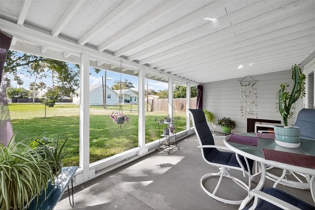 2324 GREEN STREET, South Daytona, FL 32119