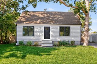 15 Downey Street, Plymouth, MA 02360