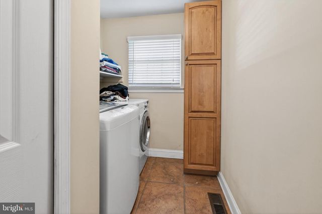 36 NASHUA DR, Sicklerville, NJ 08081