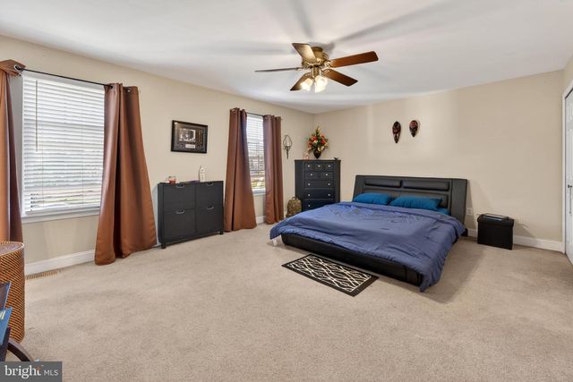 36 NASHUA DR, Sicklerville, NJ 08081