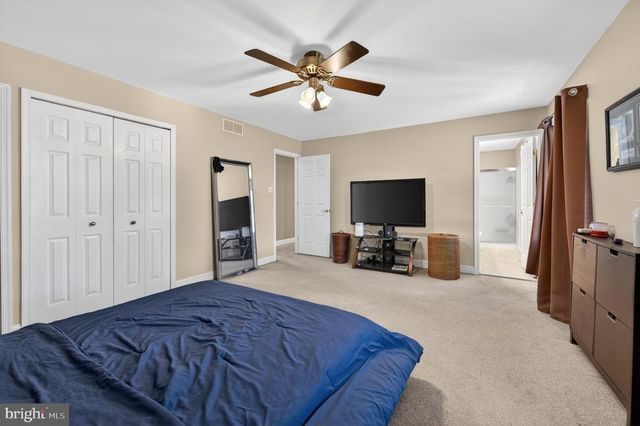 36 NASHUA DR, Sicklerville, NJ 08081