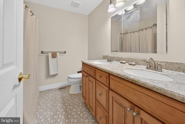 36 NASHUA DR, Sicklerville, NJ 08081