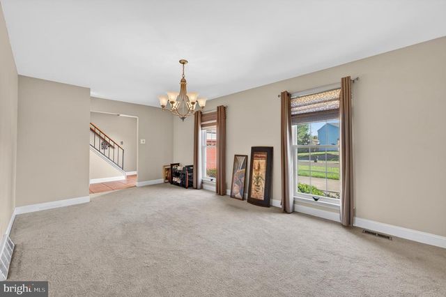 36 NASHUA DR, Sicklerville, NJ 08081