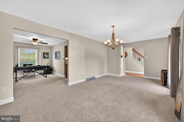 36 NASHUA DR, Sicklerville, NJ 08081