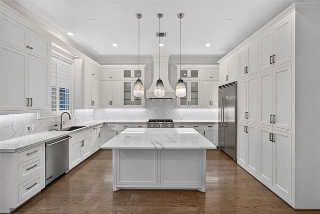 2312 Potomac Drive B, Houston, TX 77057