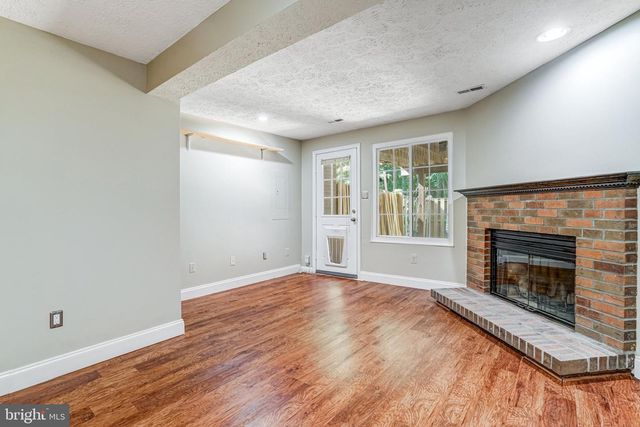 8525 KOLUDER CT, Lorton, VA 22079