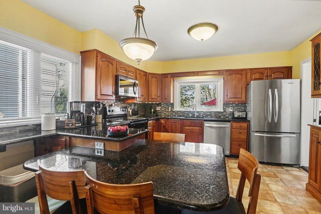 2418 HARVARD AVE, Camp Hill, PA 17011