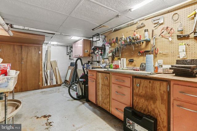 2418 HARVARD AVE, Camp Hill, PA 17011
