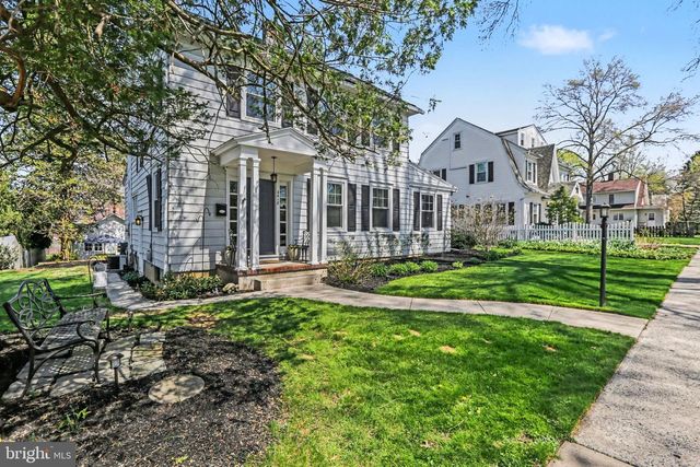 2418 HARVARD AVE, Camp Hill, PA 17011