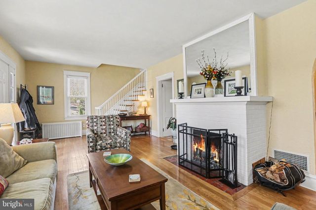 2418 HARVARD AVE, Camp Hill, PA 17011