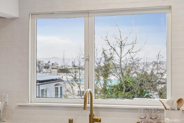 405 Hoffman Street, San Francisco, CA 94114