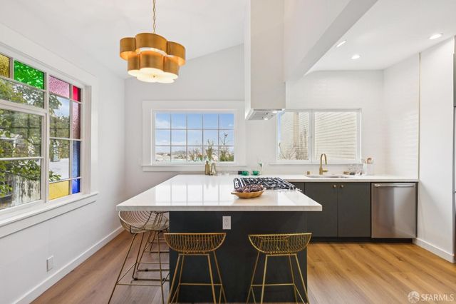 405 Hoffman Street, San Francisco, CA 94114
