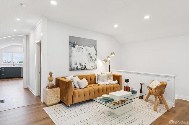 405 Hoffman Street, San Francisco, CA 94114