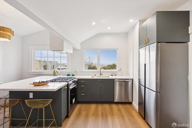 405 Hoffman Street, San Francisco, CA 94114