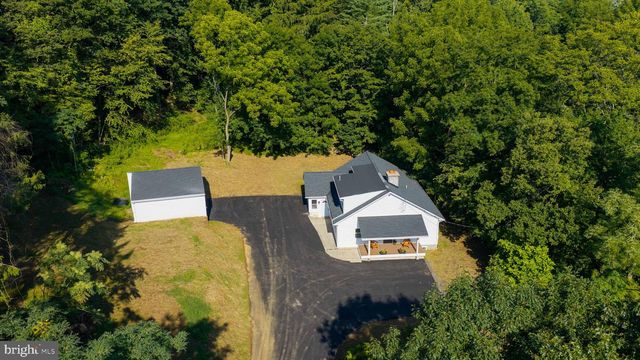 250 MAIN ST, Mohnton, PA 19540