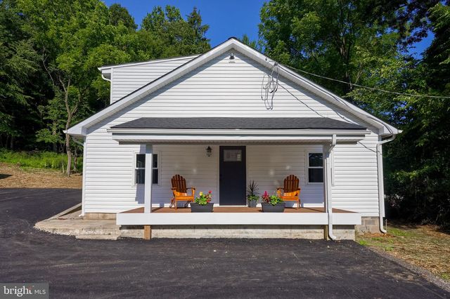 250 MAIN ST, Mohnton, PA 19540