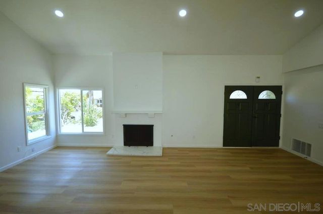 16590 Casero, San Diego, CA 92128