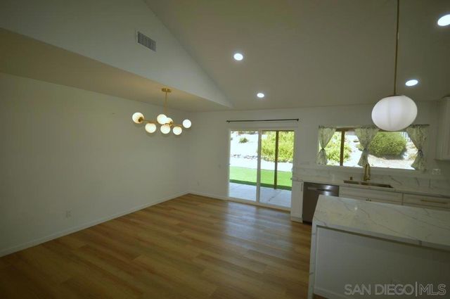 16590 Casero, San Diego, CA 92128