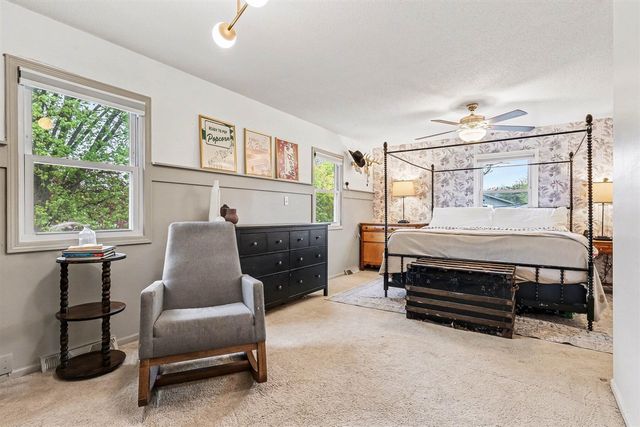 4261 Mohawk Avenue, Grandville, MI 49418