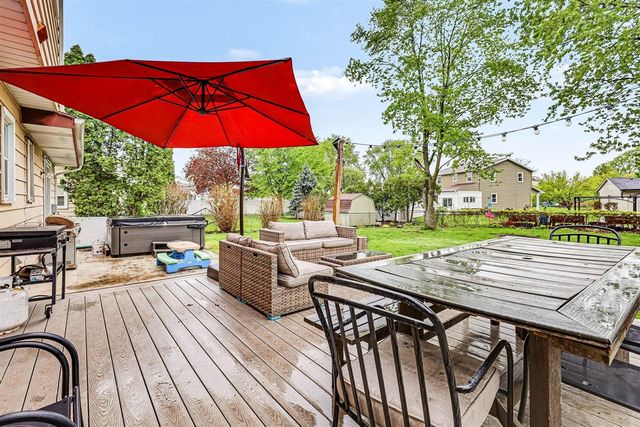 4261 Mohawk Avenue, Grandville, MI 49418