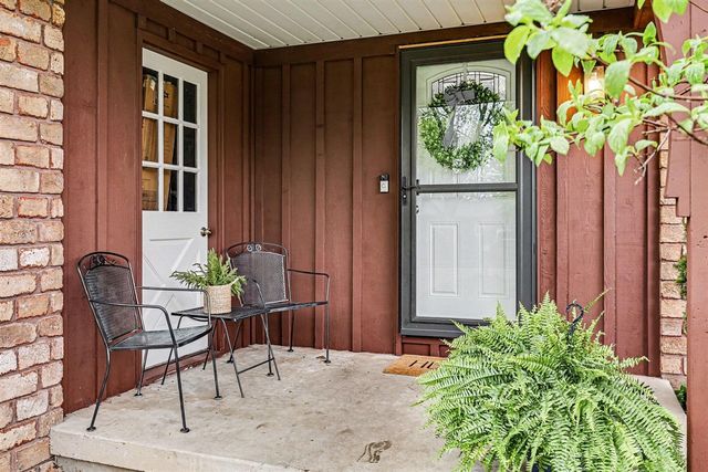 4261 Mohawk Avenue, Grandville, MI 49418