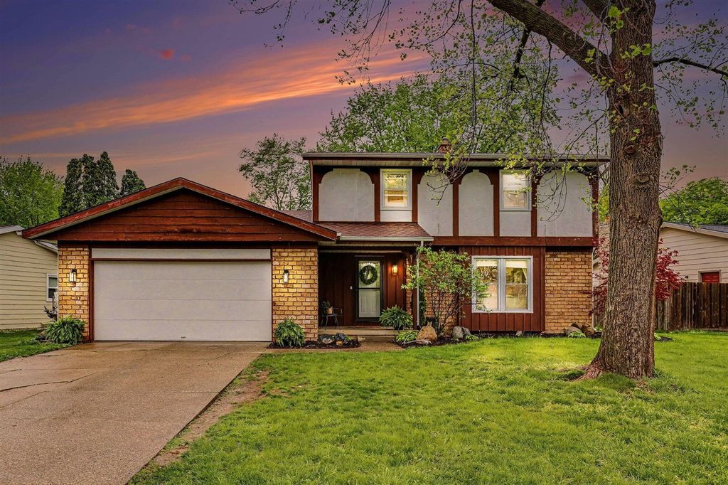 4261 Mohawk Avenue, Grandville, MI 49418