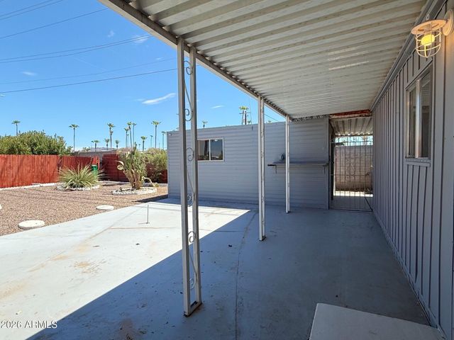 7558 E BAYWOOD Avenue, Mesa, AZ 85208