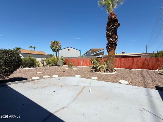 7558 E BAYWOOD Avenue, Mesa, AZ 85208