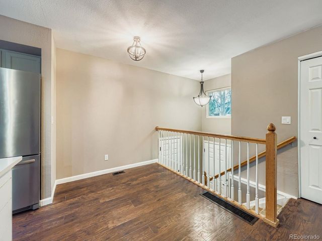 2001 Vineyard Dr, Castle Rock, CO 80104