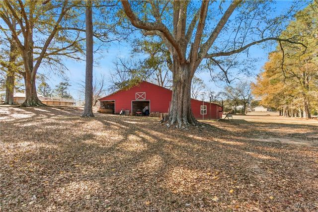 5500 Flatwoods, Northport, AL 35473