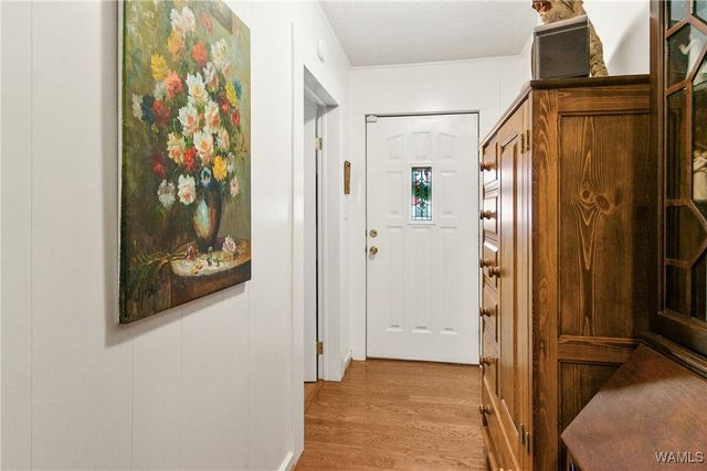 5500 Flatwoods, Northport, AL 35473