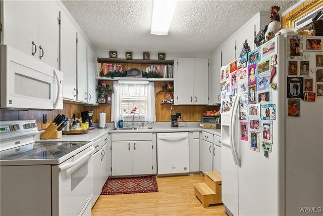 5500 Flatwoods, Northport, AL 35473