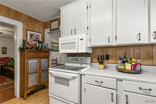 5500 Flatwoods, Northport, AL 35473