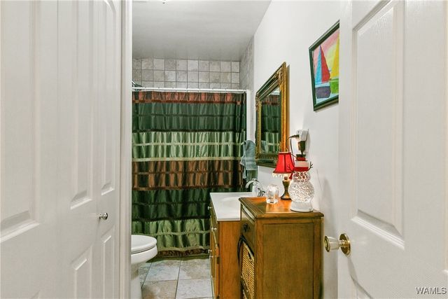 5500 Flatwoods, Northport, AL 35473