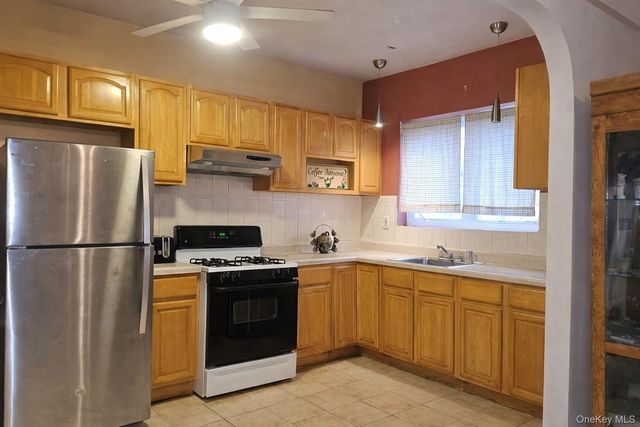 84-15 25th Avenue, East Elmhurst, NY 11370