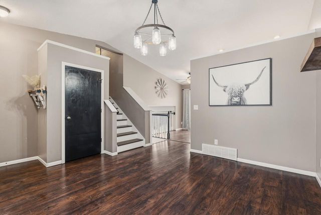 1978 Sandalwood DRIVE, Onalaska, WI 54650