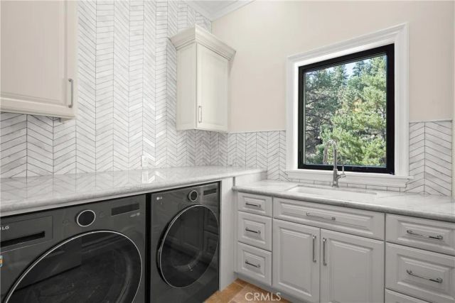39055 N Shore Drive, Fawnskin, CA 92333