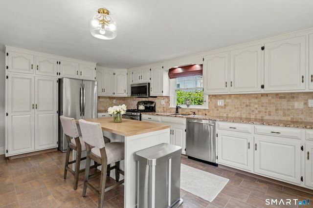 15 Scribner Avenue, Norwalk, CT 06854