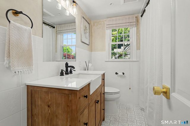 15 Scribner Avenue, Norwalk, CT 06854