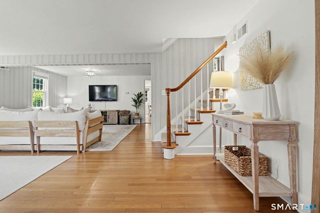 15 Scribner Avenue, Norwalk, CT 06854