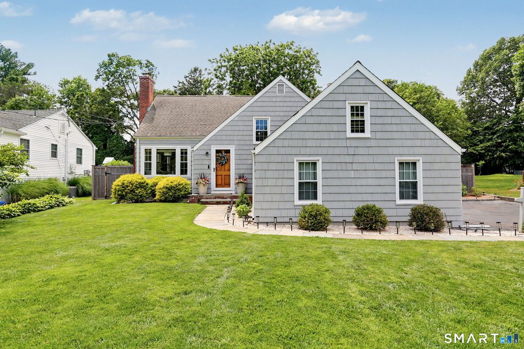 15 Scribner Avenue, Norwalk, CT 06854