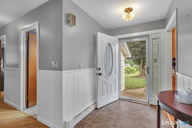 46 Crestridge Drive, Vernon, CT 06066