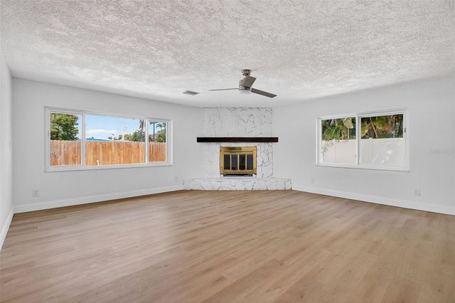 7919 CAUSEWAY BOULEVARD S, St Petersburg, FL 33707