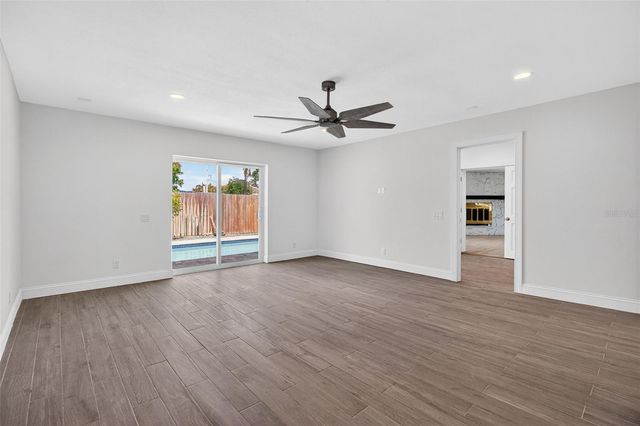 7919 CAUSEWAY BOULEVARD S, St Petersburg, FL 33707