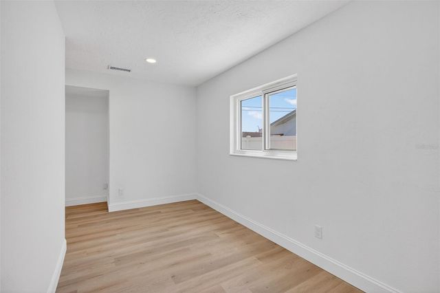 7919 CAUSEWAY BOULEVARD S, St Petersburg, FL 33707