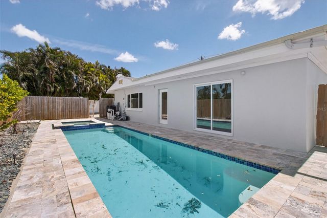 7919 CAUSEWAY BOULEVARD S, St Petersburg, FL 33707